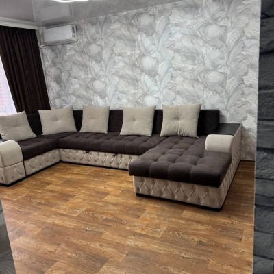 Продам 3-х комнатную квартиру в центре по улице Коцюбинского Продам 3-х комнатную квартиру в центре по улице Коцюбинского