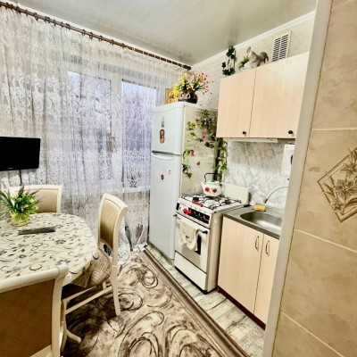 Продам 3-х комнатную квартиру на Волкова  3/5