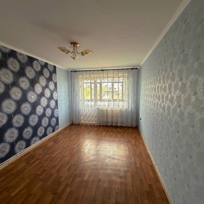 Продам 3-комн  кв. Солнечный.