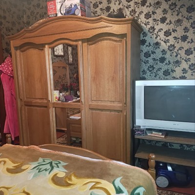 Продам 3 комнатную квартиру на кв.Заречный,8.