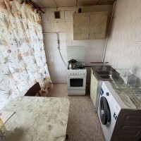 Продам 2 комнатную квартиру на кв. Молодежный, 9