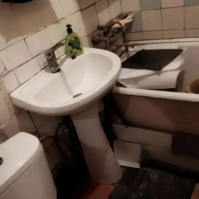 Продам 2х комнатную квартиру, ул. Челюскинцев, д 90 (район 9 гор. больницы)