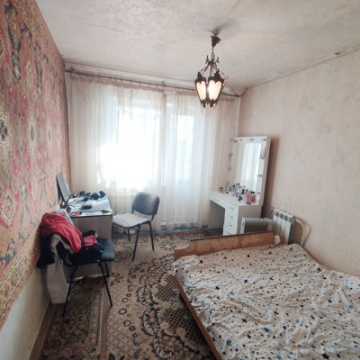 Продам 3- х комнатную квартиру на кв. Волкова