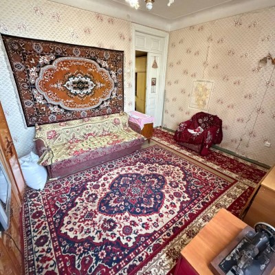 Продам 3 х комнатную квартиру в старом центре города по улице Ленина 68 Продам 3 х комнатную квартиру в старом центре города по улице Ленина 68